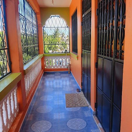 Gloria'S Place Studio Mombasa Dış mekan fotoğraf