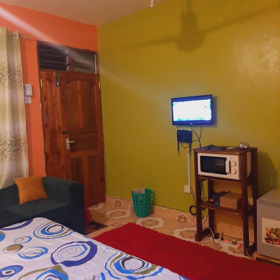 Gloria'S Place Studio Mombasa Dış mekan fotoğraf